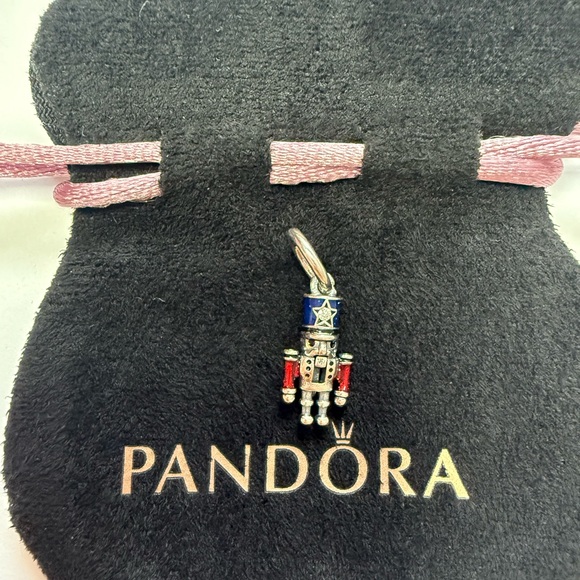 PANDORA 925 Ale Movable Nutcracker Dangle Charm 793583C01 - Picture 1 of 8